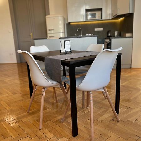 F14 Guesthouse Budapest Ngoại thất bức ảnh