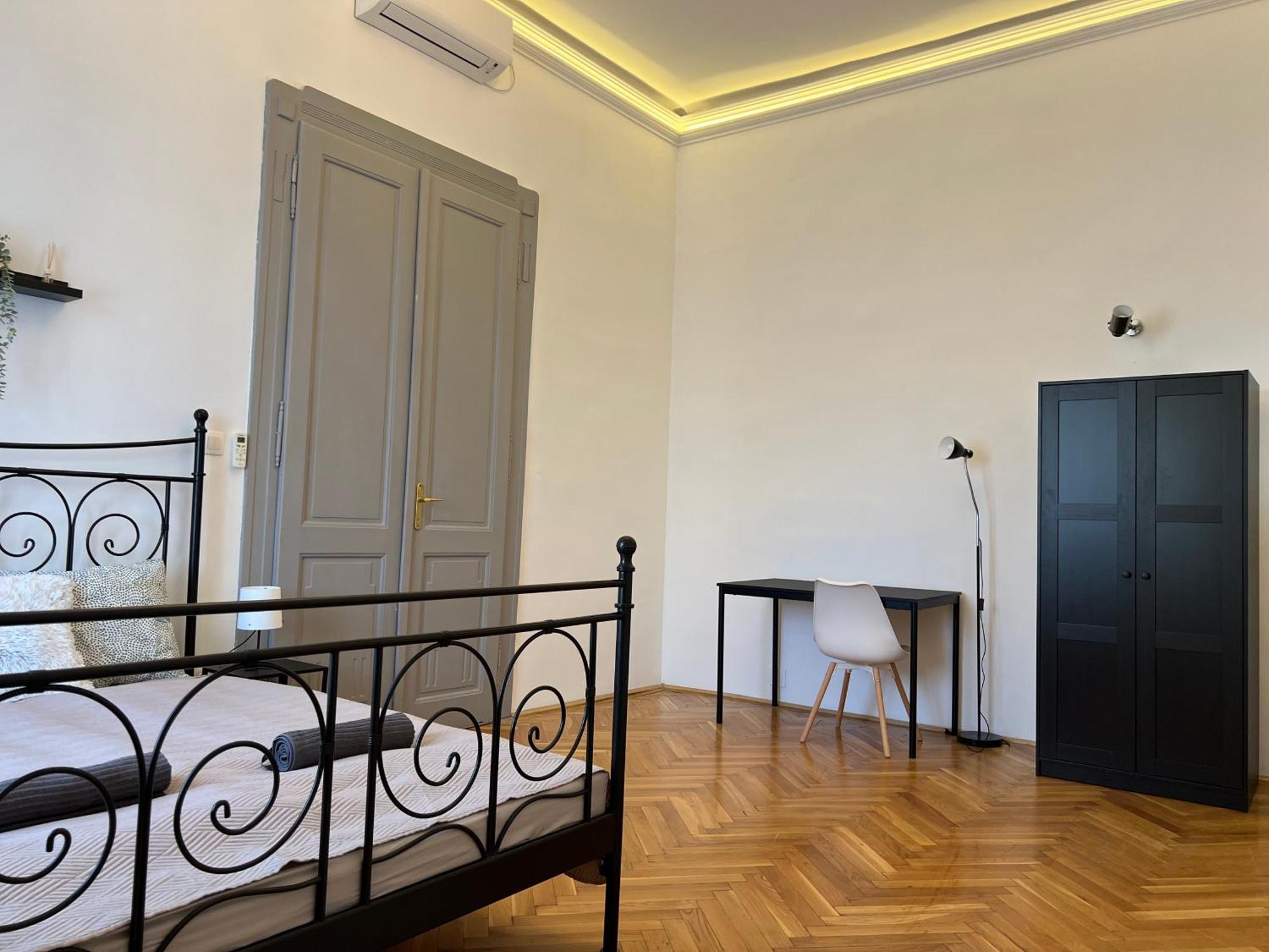 F14 Guesthouse Budapest Ngoại thất bức ảnh